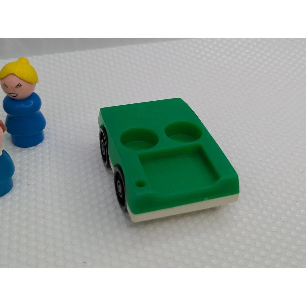 Fisher‎ Price Little People Plastic Head Body Lot of 10 Freckle Boy Car